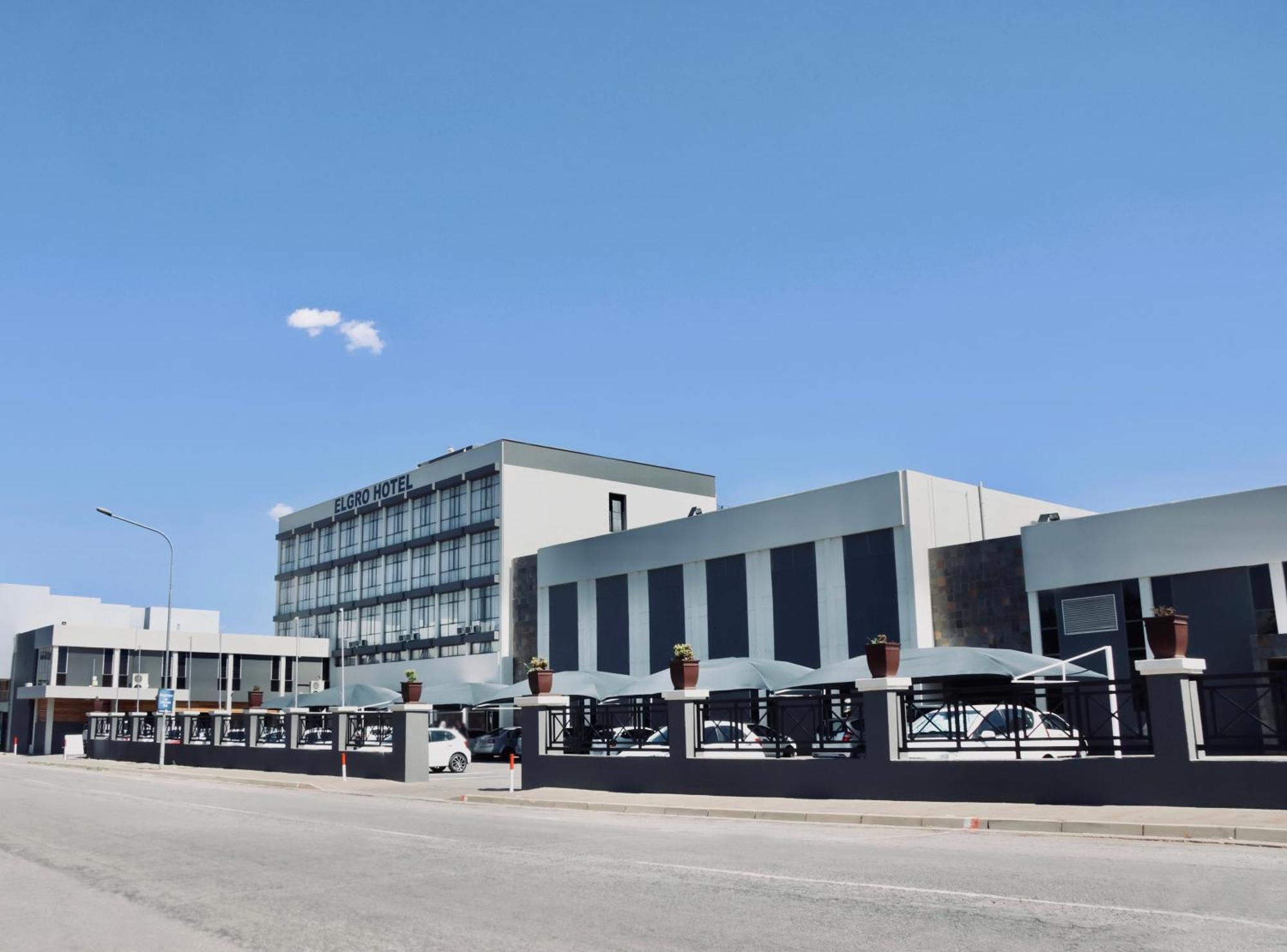 Elgro Hotel Почефструм Экстерьер фото